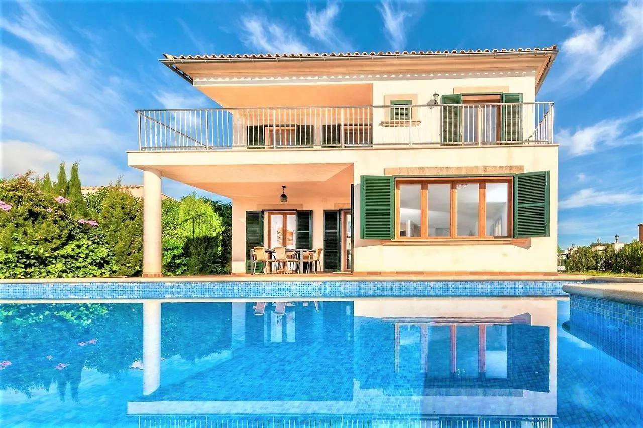 Green Village Sa Rapita location